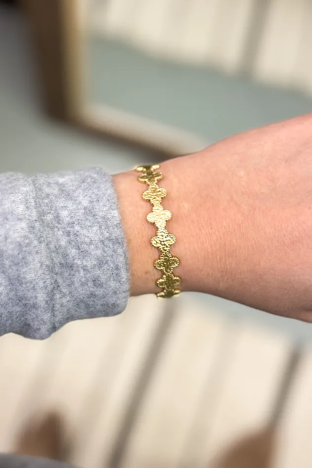 Golden Stella Earrings Linked Clover Cuff