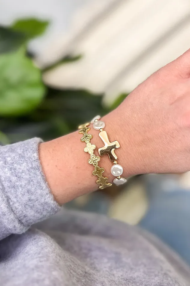 Golden Stella Earrings Linked Clover Cuff Golden Stella Earrings Linked Clover Cuff