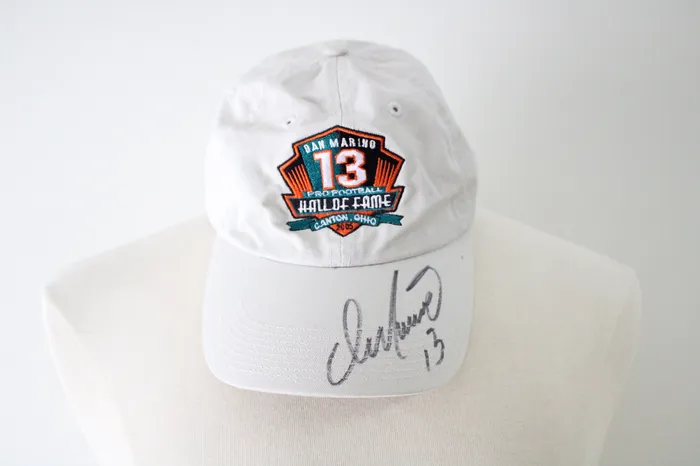 Jubilee Thrift Necklaces Dan Marino 13 Pro Football Hall Of Fame Canton Ohio 2005 Autographed Hat