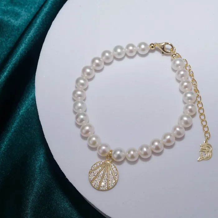 Bracelets Pearly Lustre Elegant Freshwater Pearl Bracelet WB00044