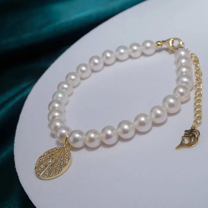 Bracelets Pearly Lustre Elegant Freshwater Pearl Bracelet WB00044