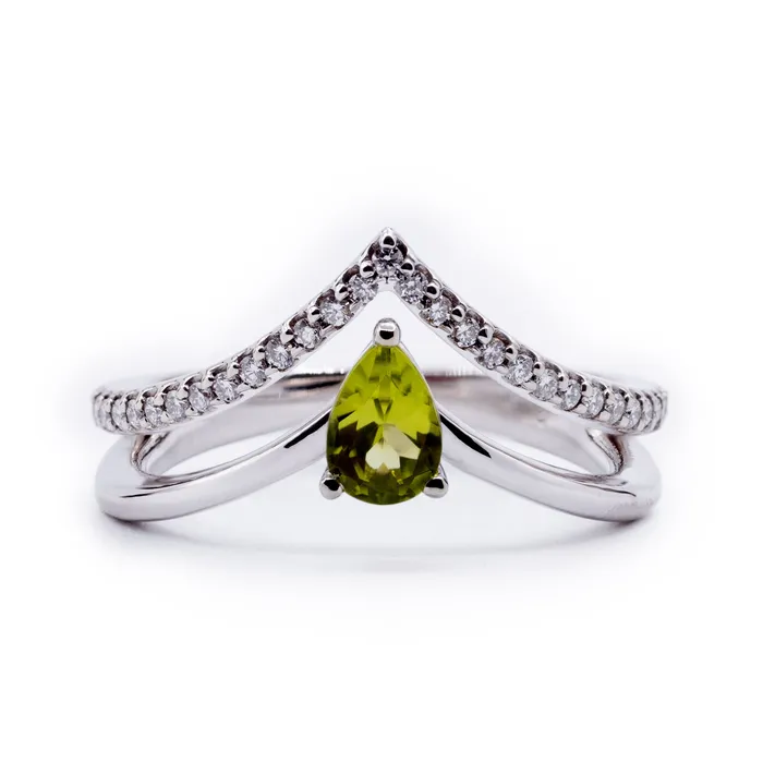 Fire Brilliance Rings Pear Peridot Chevron Setting with Diamond Accents Ring Fire Brilliance Rings Pear Peridot Chevron Setting with Diamond Accents Ring