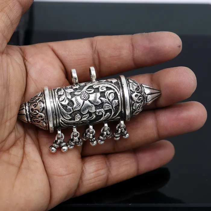 Necklaces TRIBAL ORNAMENTS 925 Sterling silver handmade vintage design pendant amulet necklace with hangings drops excellent tribal ethnic jewelry Rajasthan NSP674 Necklaces TRIBAL ORNAMENTS 925 Sterling silver handmade vintage design pendant amulet necklace with hangings drops excellent tribal ethnic jewelry Rajasthan NSP674