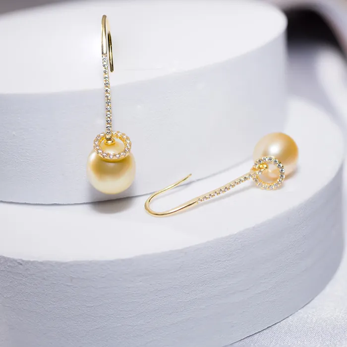 Pearly Lustre Earrings Elegant Saltwater Pearl Earrings WE00269