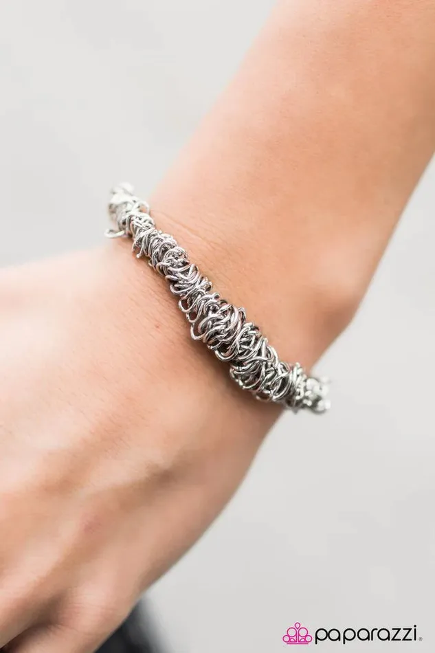 Bracelets Paparazzi Jewelry Paparazzi Bracelet A Twist Of Fate Silver