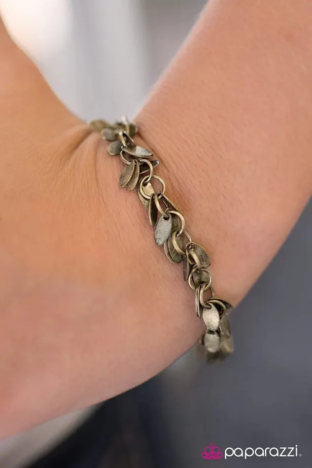 Bracelets Paparazzi Jewelry Paparazzi Bracelet Bite Me Brass