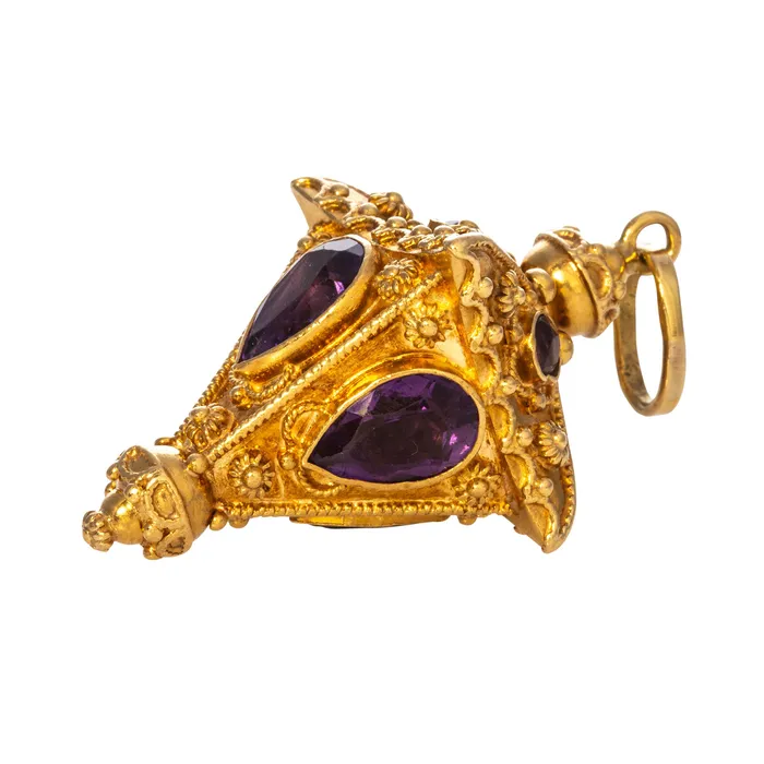 Croghans PreStyled Sets Vintage Etruscan Revival Amethyst 18K Gold Lantern Charm Croghans PreStyled Sets Vintage Etruscan Revival Amethyst 18K Gold Lantern Charm