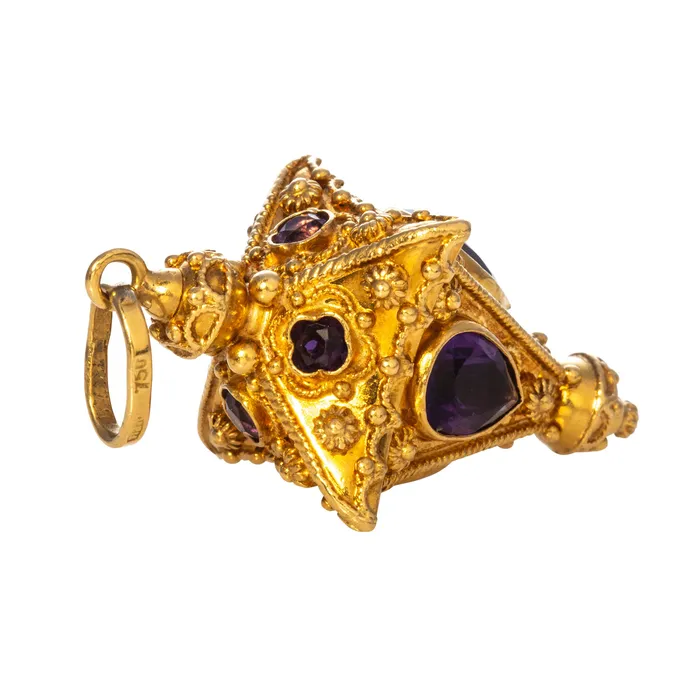 Croghans PreStyled Sets Vintage Etruscan Revival Amethyst 18K Gold Lantern Charm