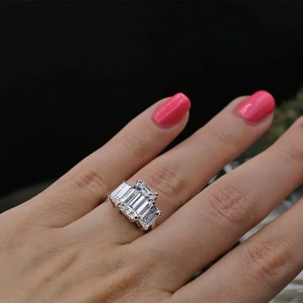 Diamond Source NYC Fantastic Engagement Ring with 481 ct of Total Diamond Weight Eng300000 Rings Diamond Source NYC Fantastic Engagement Ring with 481 ct of Total Diamond Weight Eng300000 Rings