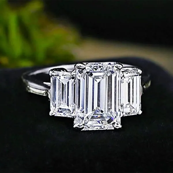 Diamond Source NYC Fantastic Engagement Ring with 481 ct of Total Diamond Weight Eng300000 Rings Diamond Source NYC Fantastic Engagement Ring with 481 ct of Total Diamond Weight Eng300000 Rings