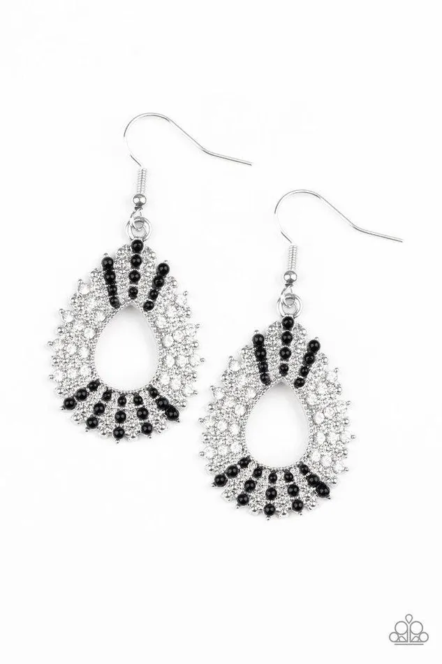 Earrings Paparazzi Jewelry Paparazzi Earring Diva Dream Black
