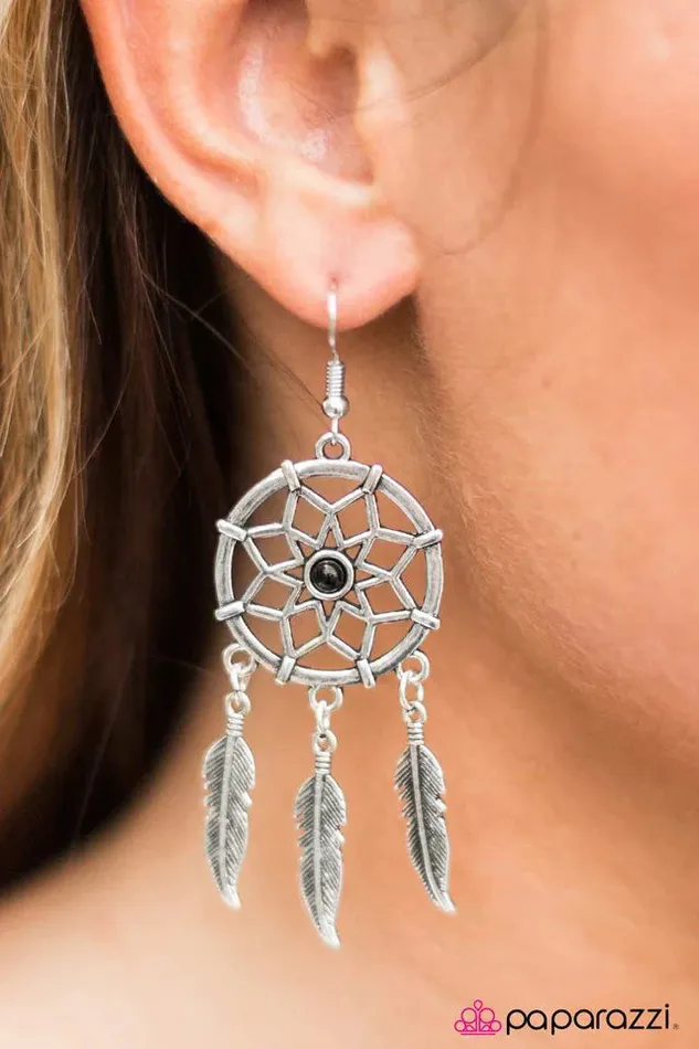 Earrings Paparazzi Jewelry Paparazzi Earring How Dreamy Black