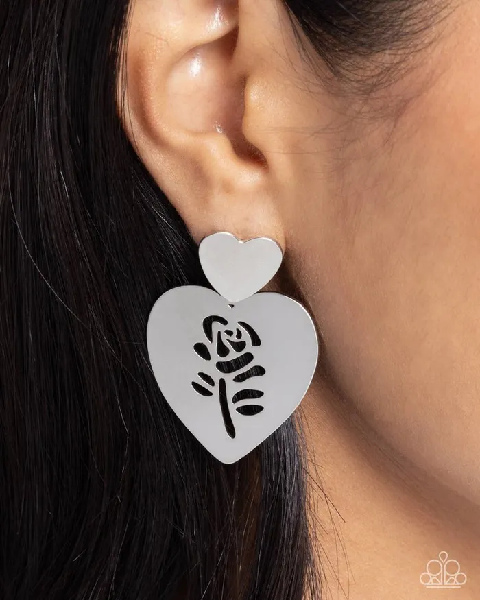 Earrings Paparazzi Jewelry Paparazzi Earring Showstopping Silhouette Silver