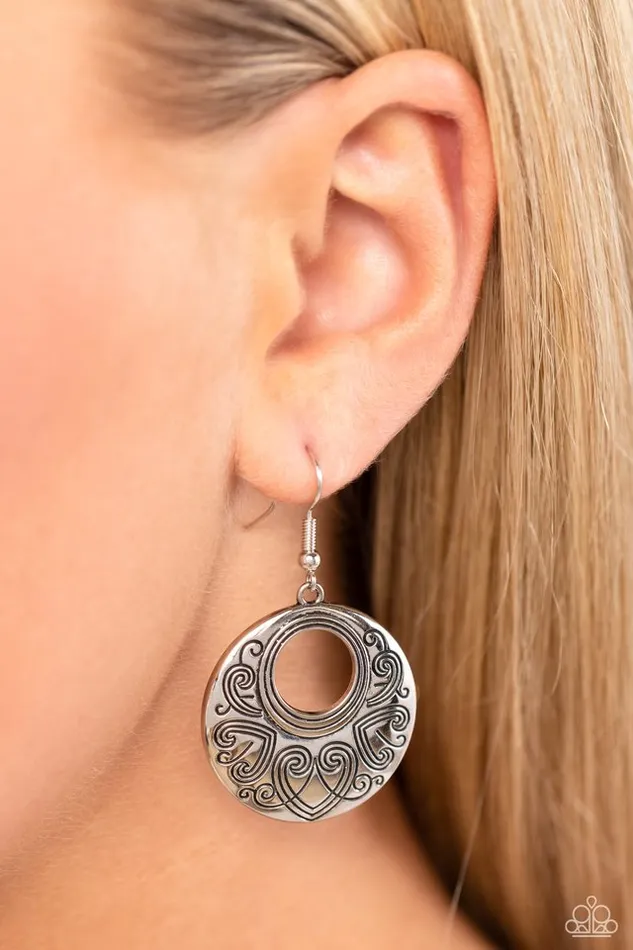 Earrings Paparazzi Jewelry Paparazzi Earring Western Beau Silver