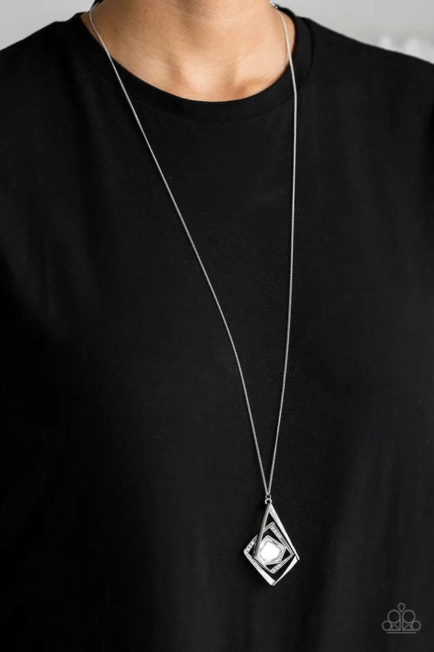 Necklaces Paparazzi Jewelry Paparazzi Necklace A MODERN Citizen White