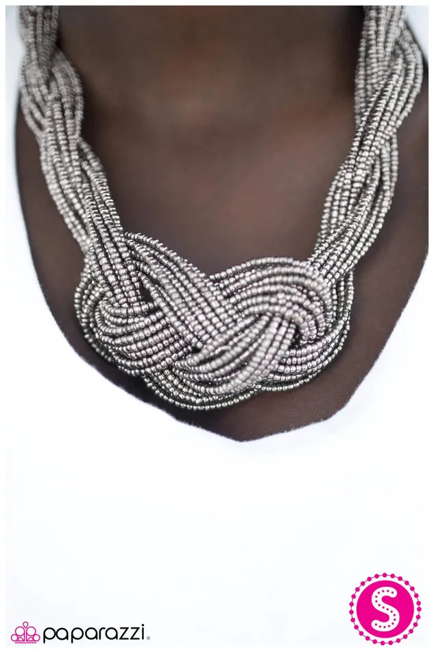 Necklaces Paparazzi Jewelry Paparazzi Necklace Standing Ovation Silver