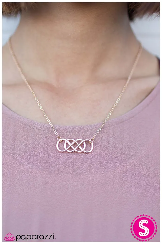 Necklaces Paparazzi Jewelry Paparazzi Necklace Timeless Treasure Gold