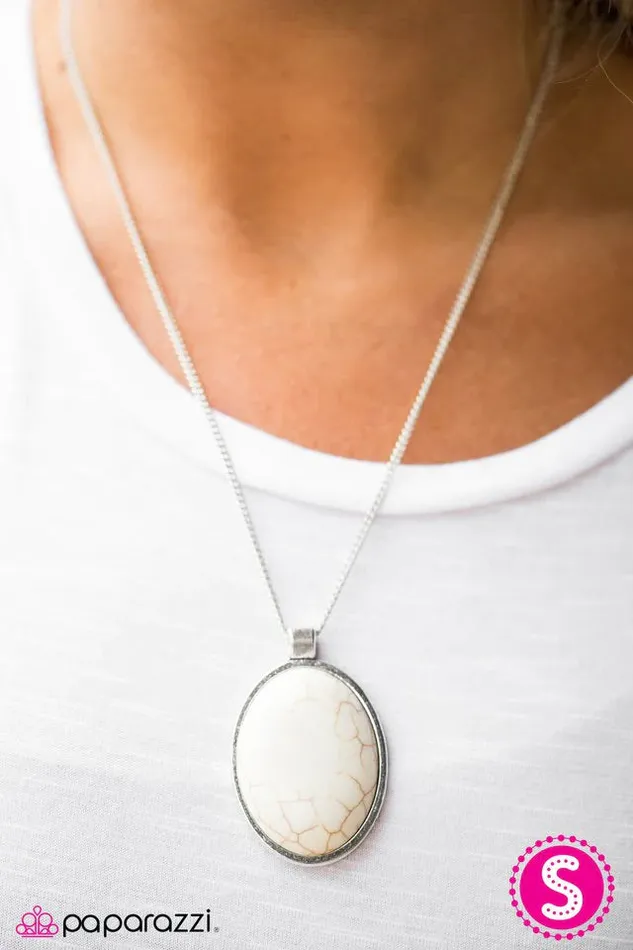 Necklaces Paparazzi Necklace Mountain View White Paparazzi Jewelry