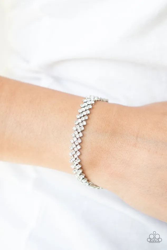 Paparazzi Bracelet Chicly Candescent White Paparazzi Jewelry Bracelets