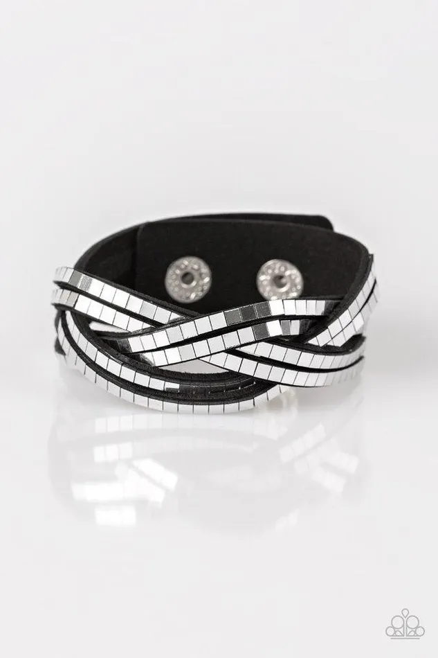Paparazzi Bracelet Looking For Trouble Black Paparazzi Jewelry Bracelets