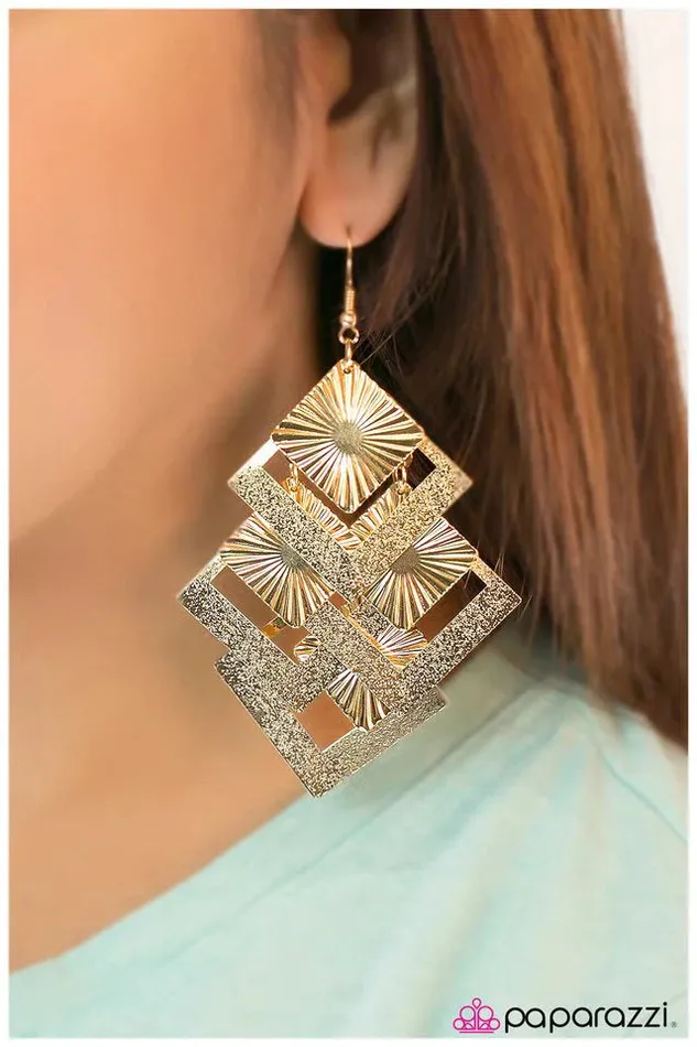 Paparazzi Earring The Sun Also Rises Gold Paparazzi Jewelry Earrings