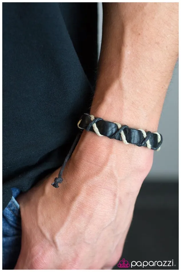Paparazzi Jewelry Bracelets Paparazzi Bracelet Take the Reins Black