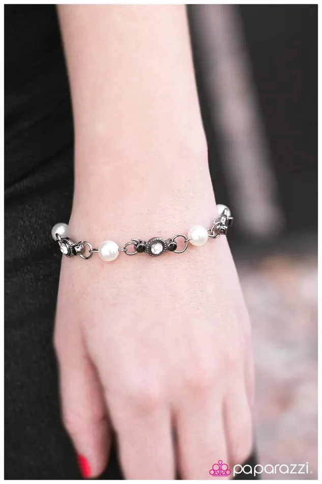 Paparazzi Jewelry Bracelets Paparazzi Bracelet Walk of Fame White