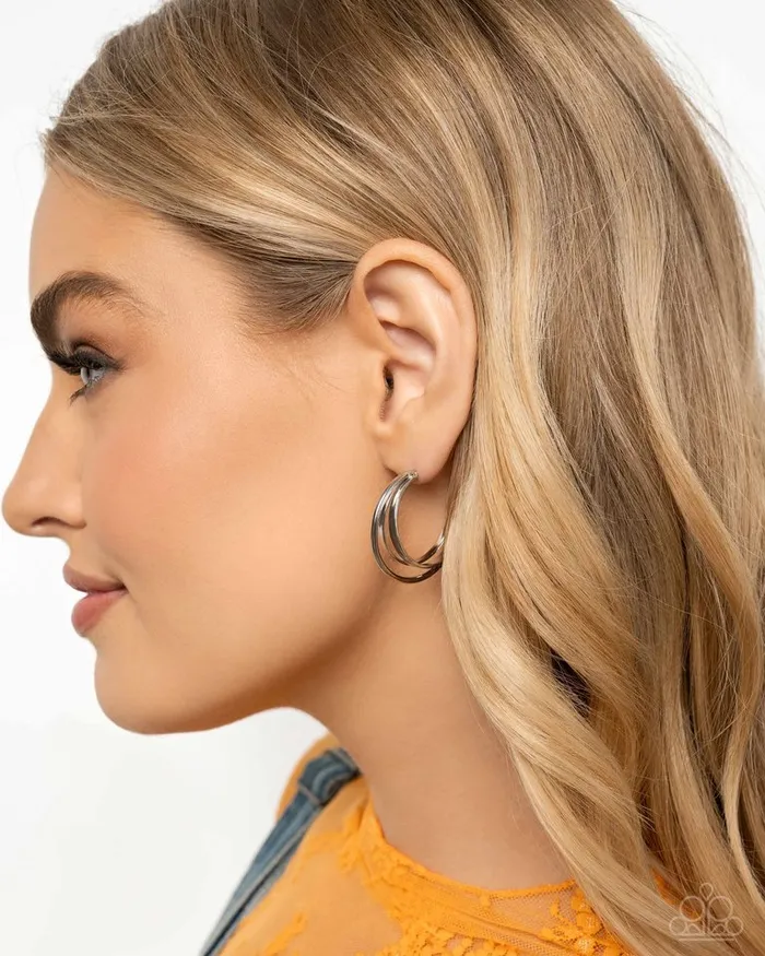 Paparazzi Jewelry Earrings Paparazzi Earring Curly Charisma Silver Paparazzi Jewelry Earrings Paparazzi Earring Curly Charisma Silver