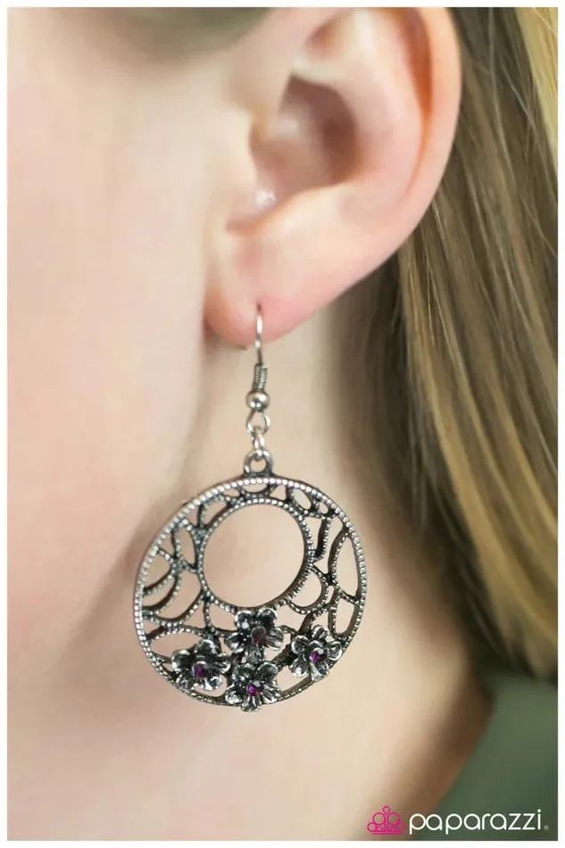 Paparazzi Jewelry Earrings Paparazzi Earring Dixie Chick Purple