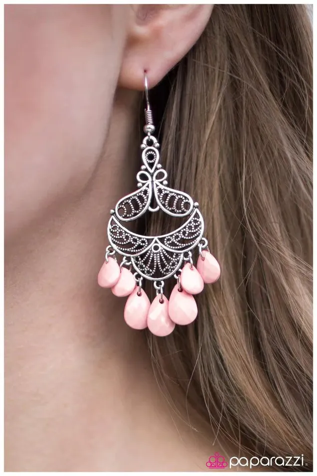 Paparazzi Jewelry Earrings Paparazzi Earring Flamenco Flavor Pink