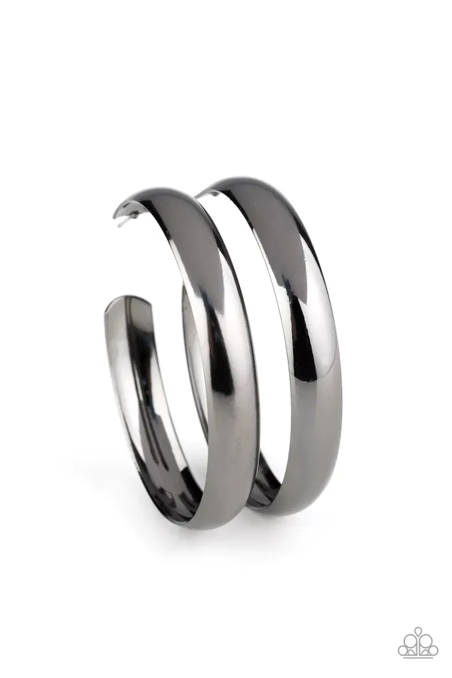 Paparazzi Jewelry Earrings Paparazzi Earring Kick Em To The CURVE Black