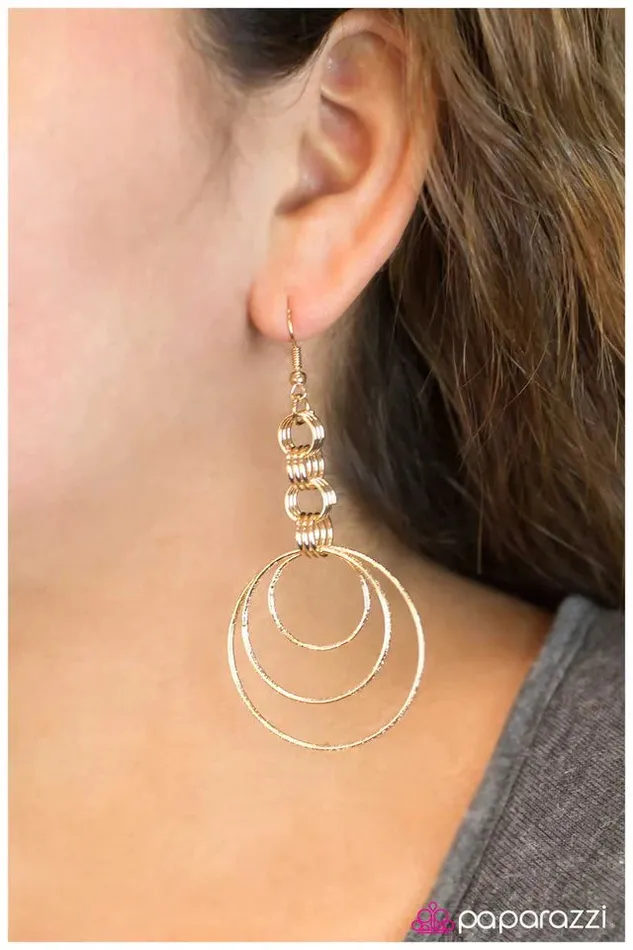 Paparazzi Jewelry Earrings Paparazzi Earring The Golden Spiral Gold