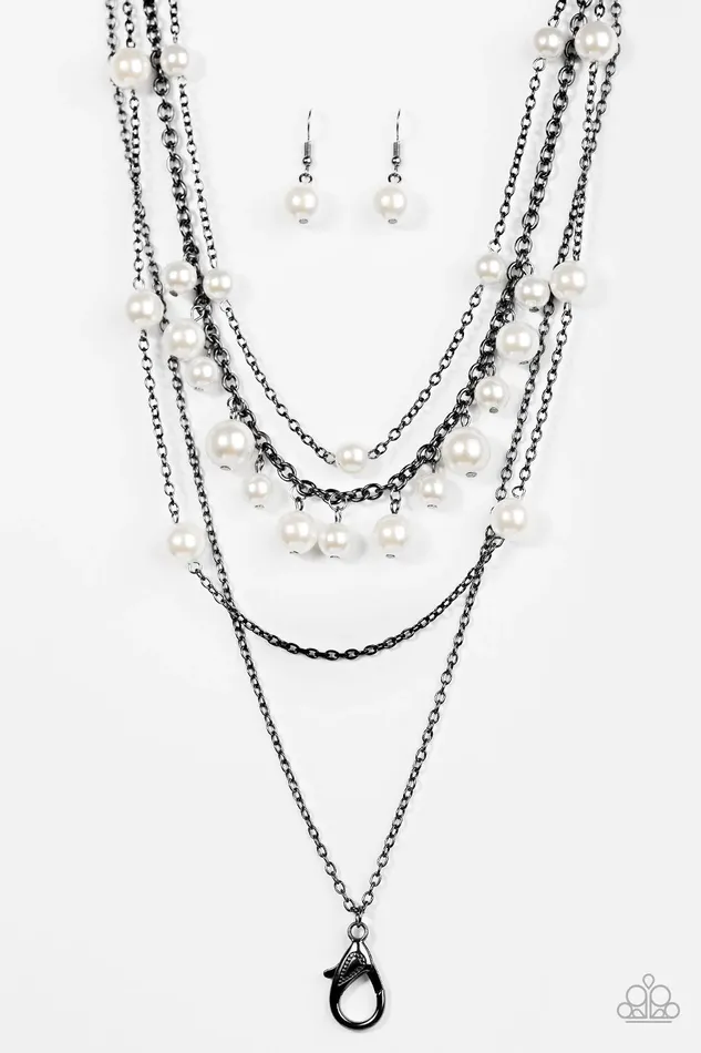 Paparazzi Jewelry Necklaces Paparazzi Necklace CHICing Revenge Black