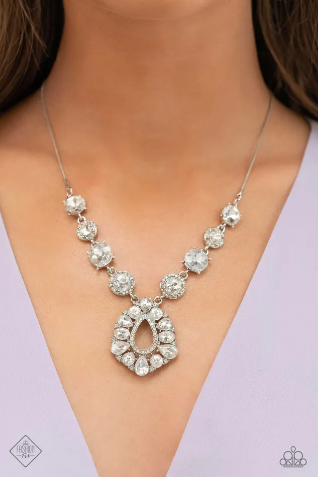 Paparazzi Jewelry Necklaces Paparazzi Necklace RAREST in the Land White