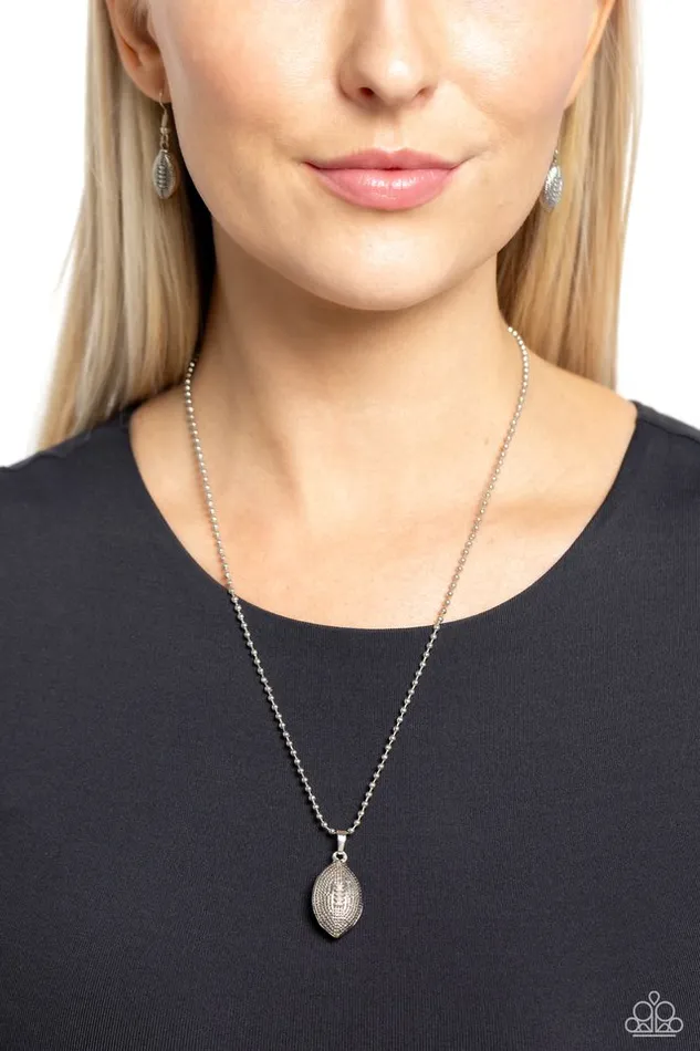 Paparazzi Jewelry Necklaces Paparazzi Necklace Timeless Tackle Silver