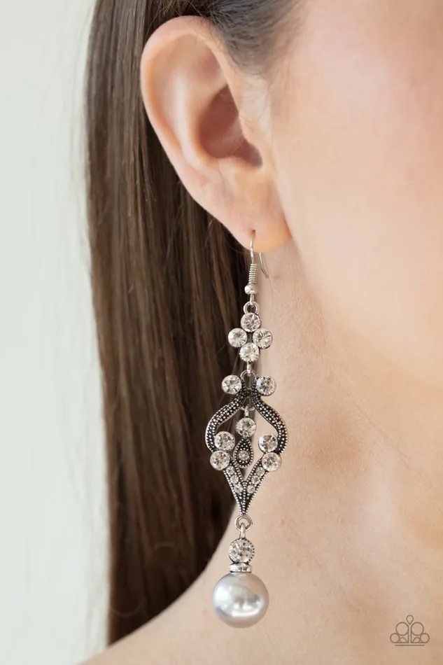 Paparazzi Jewelry Paparazzi Earring Elegantly Extravagant Silver Earrings