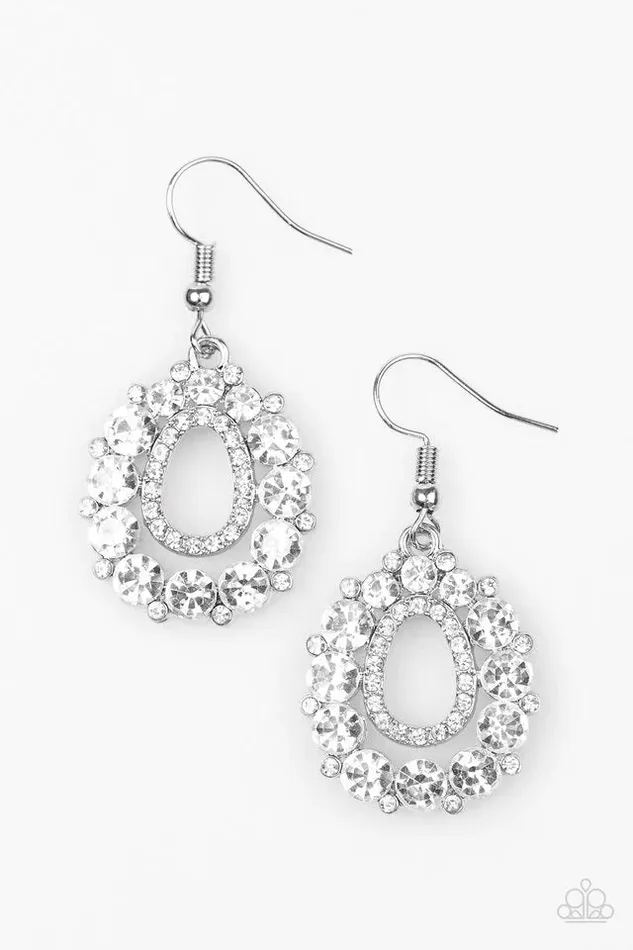 Paparazzi Jewelry Paparazzi Earring Struck By Sparkle White Earrings