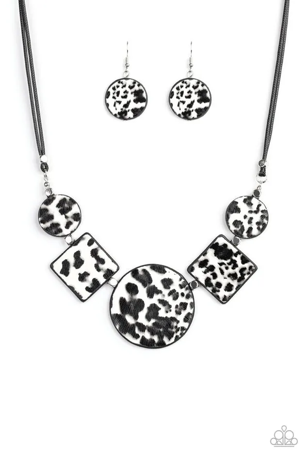 Paparazzi Jewelry Paparazzi Necklace Here Kitty Kitty White Necklaces Paparazzi Jewelry Paparazzi Necklace Here Kitty Kitty White Necklaces
