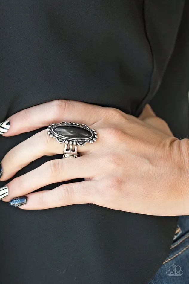 Paparazzi Jewelry Rings Paparazzi Ring Leave No Trace Black