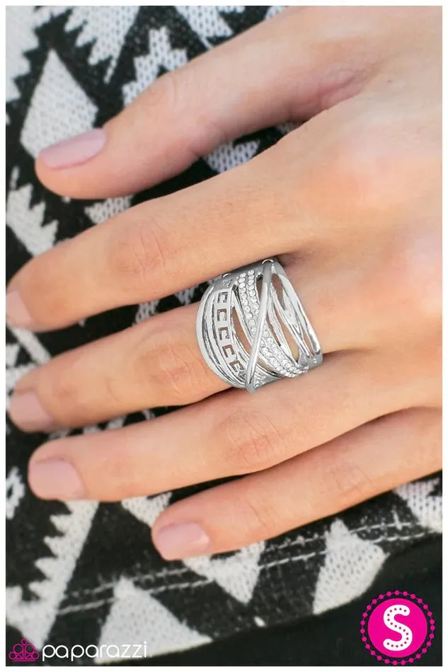 Paparazzi Jewelry Rings Paparazzi Ring The Chevelle White