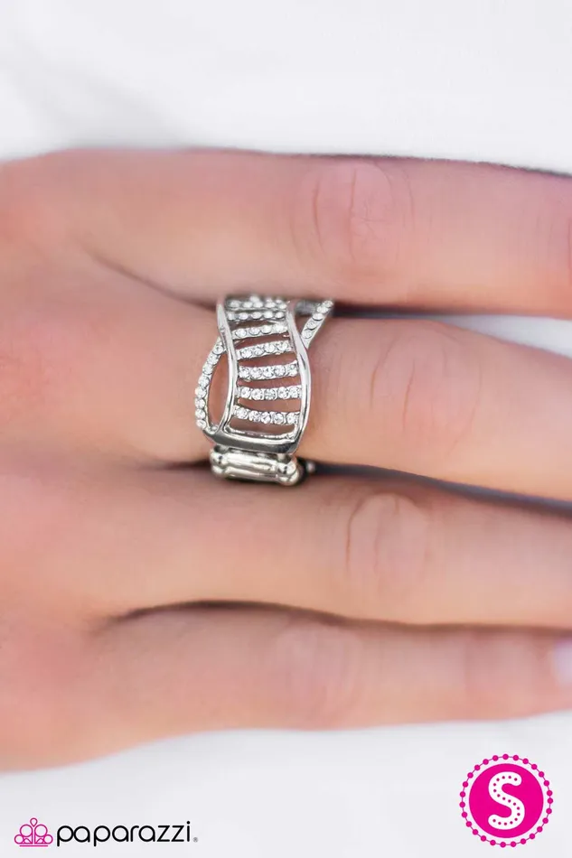 Paparazzi Ring Top of the Social Ladder White Paparazzi Jewelry Rings