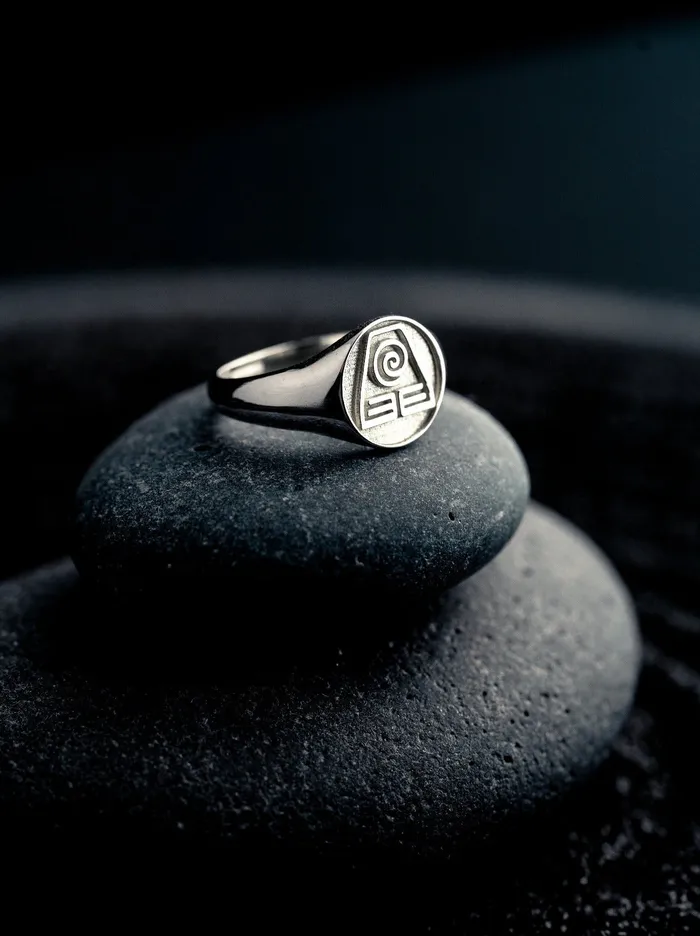 Rings EARTH KINGDOM RING Kiyo Studios