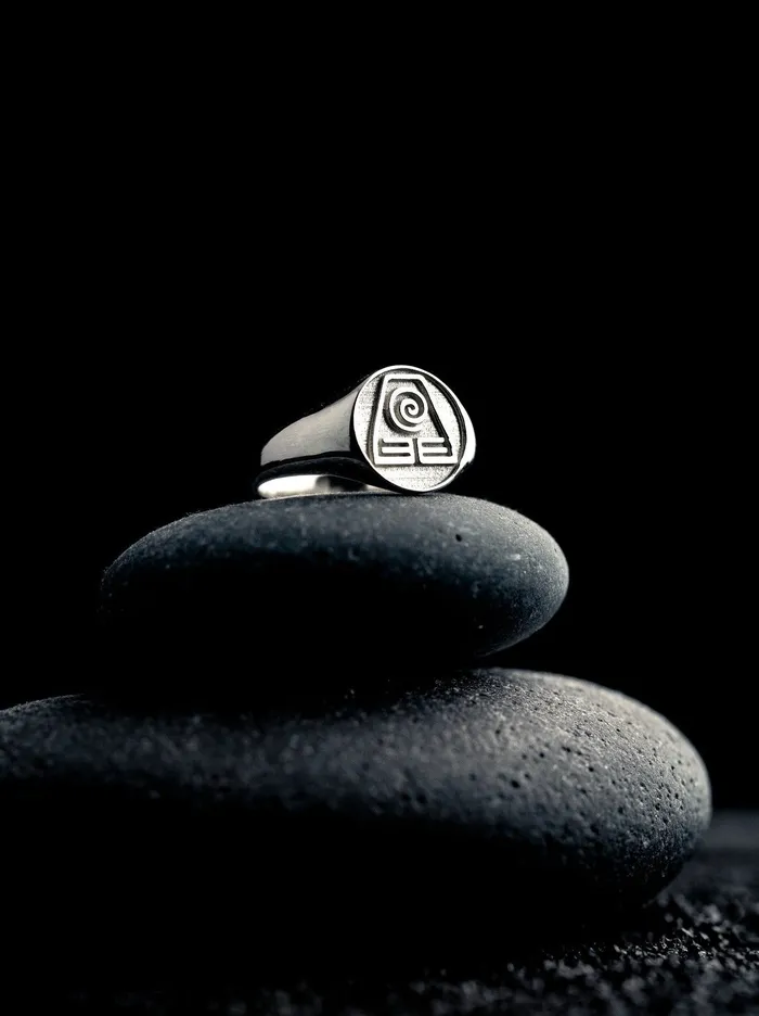 Rings EARTH KINGDOM RING Kiyo Studios