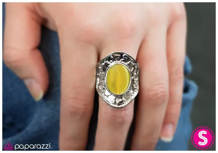 Rings Paparazzi Ring Statement of a Generation Yellow Paparazzi Jewelry