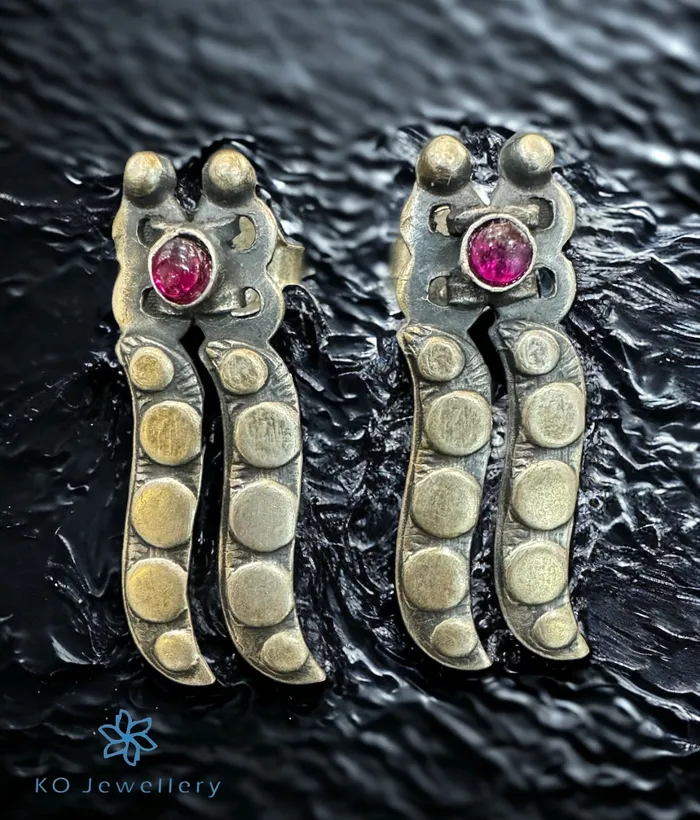 Kundan Necklaces The Salina Silver Antique Necklace