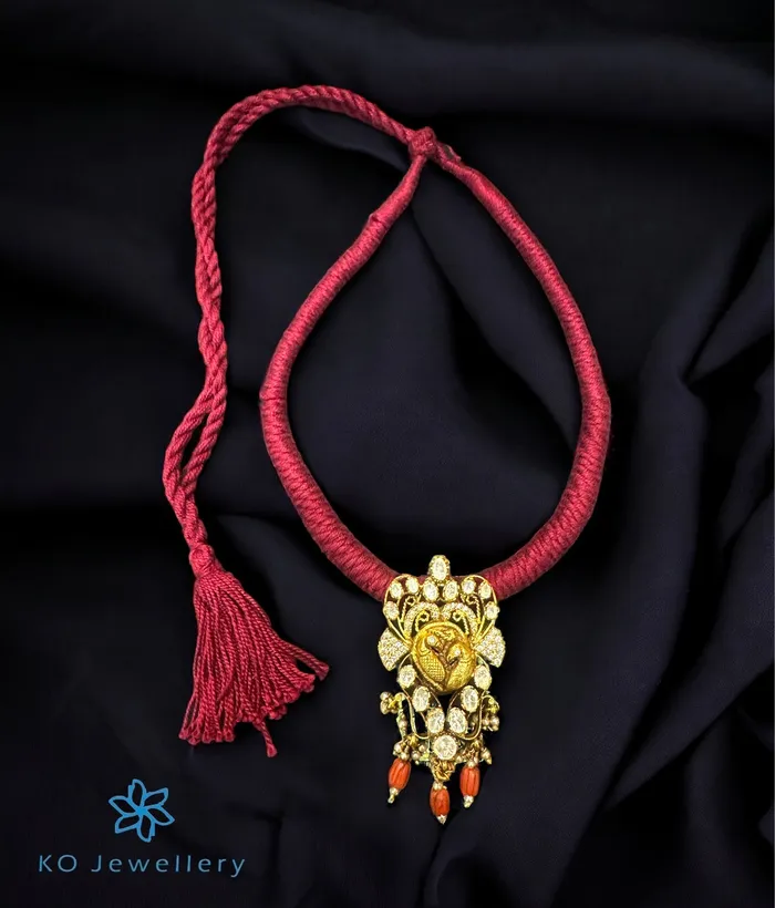 Necklaces Kundan The Alaia Silver Peacock Thread Necklace