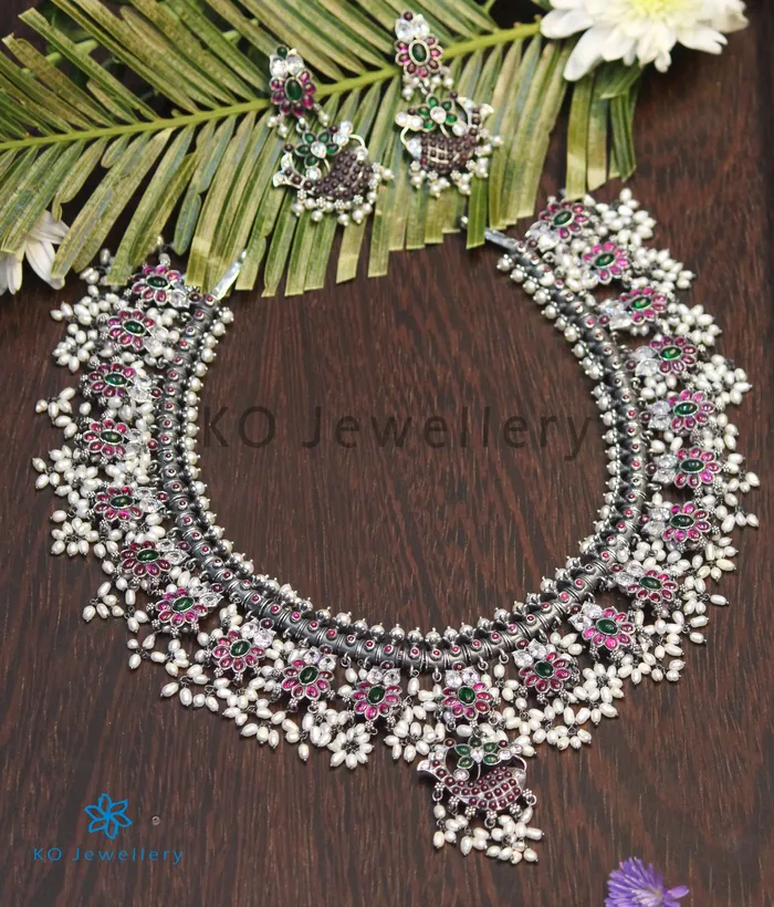 Necklaces Silversmith The Matsya Silver Guttapusalu Necklace Long