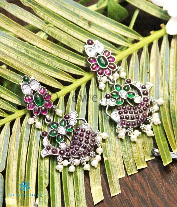 Necklaces Silversmith The Matsya Silver Guttapusalu Necklace Long
