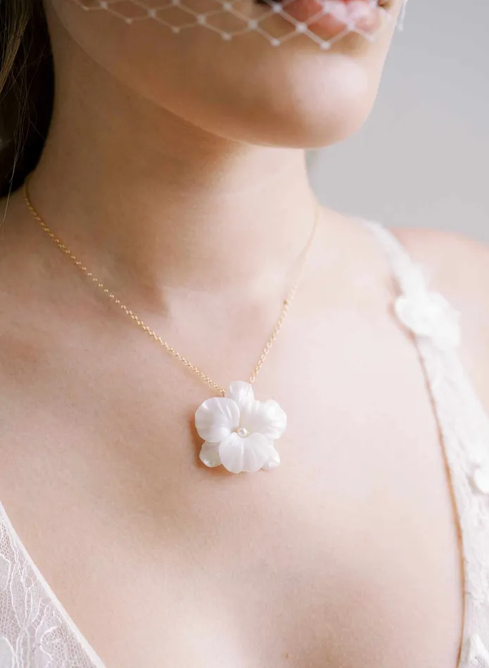 Necklaces twigs honey Simple orchid bridal necklace Style 2420