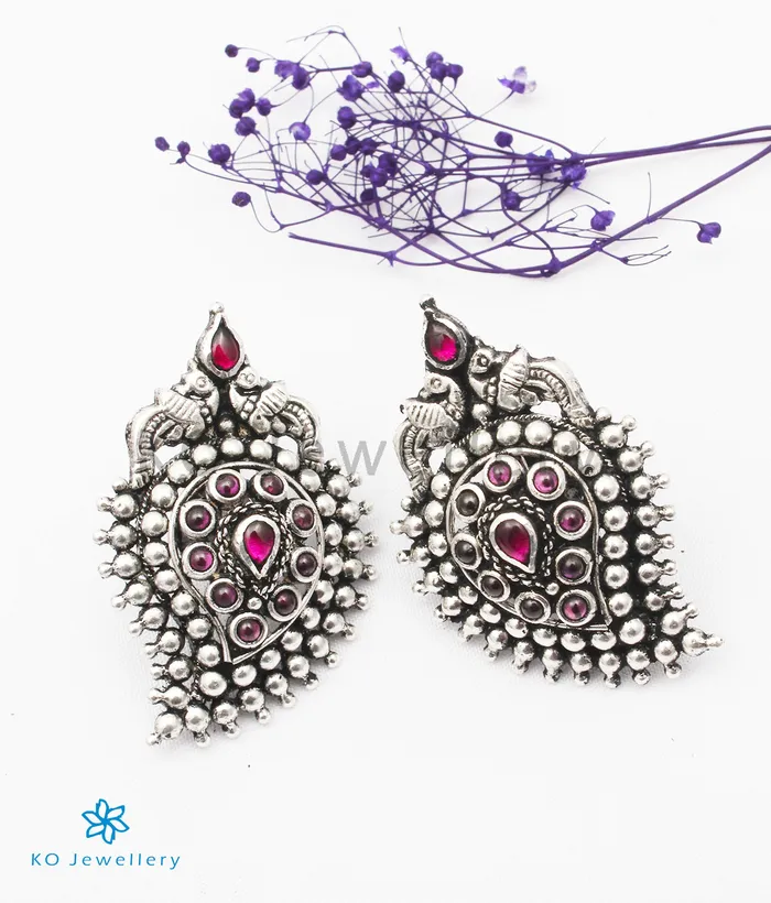 Silversmith Necklaces The Prashanti Silver Paisley Necklace Black